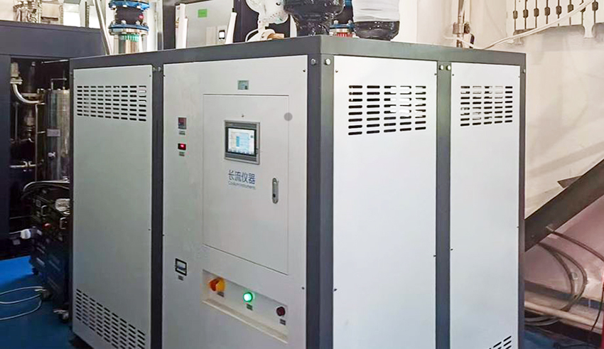精密冷水機(jī).jpg