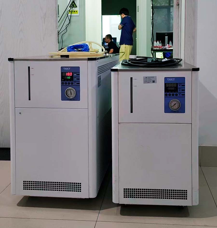 風冷式精密冷水機.jpg